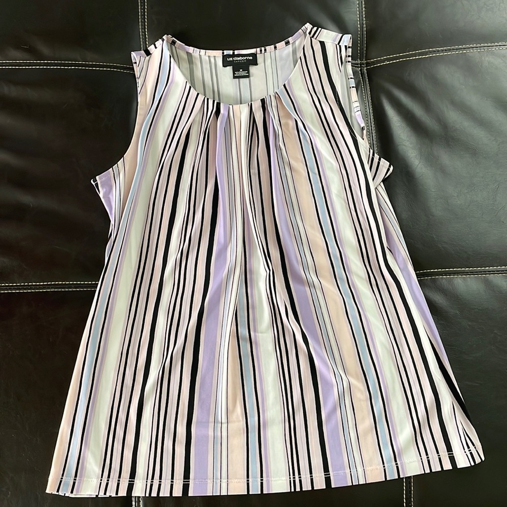 Business casual sleeveless top great spring colors!